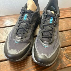 Brand New Hoka Speedgoat 5 goretex